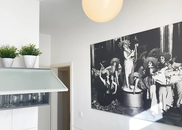 Bauhaus Design-luxus Apartment, 20er Jahre Stil, Garten Apartment