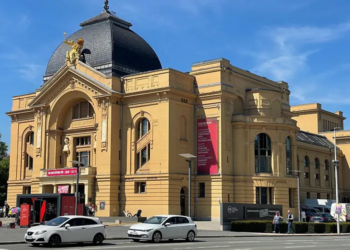Bauhaus Design-luxus Apartment, 20er Jahre Stil, Garten